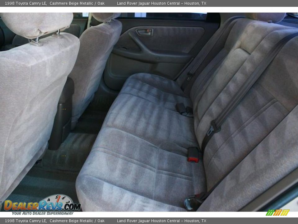 1998 Toyota Camry LE Cashmere Beige Metallic / Oak Photo #4