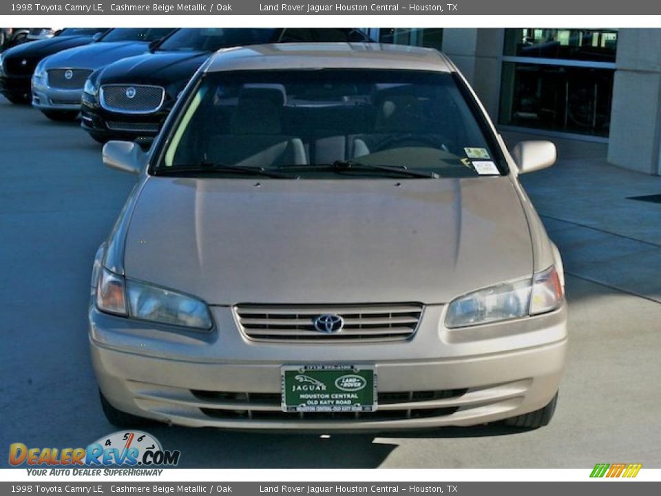 1998 Toyota Camry LE Cashmere Beige Metallic / Oak Photo #6