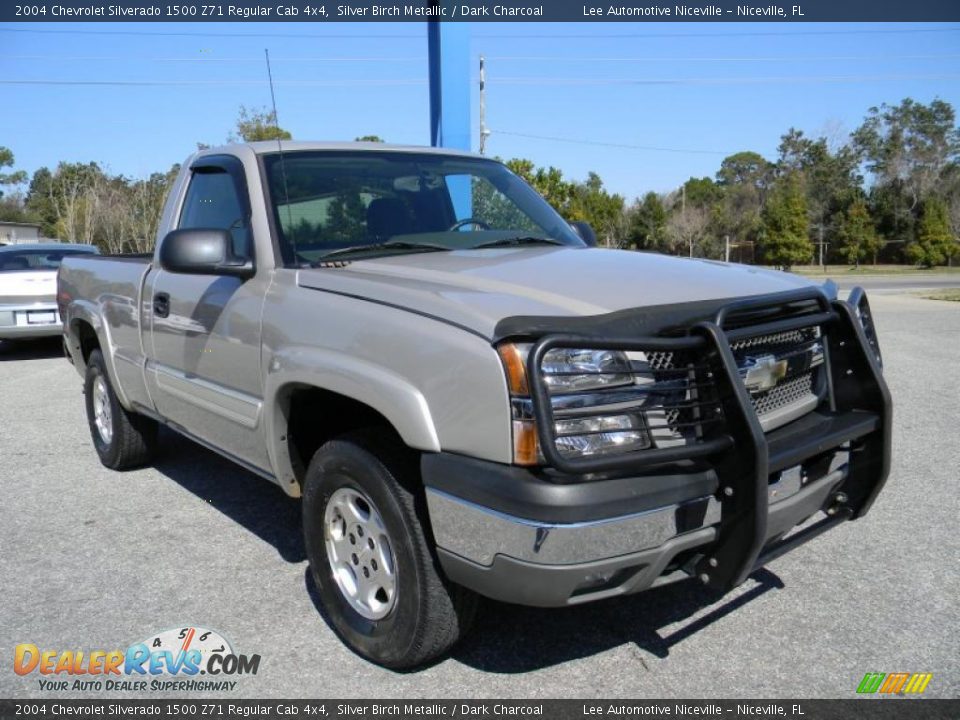 2004 Chevrolet Silverado 1500 Z71 Regular Cab 4x4 Silver Birch Metallic / Dark Charcoal Photo #7