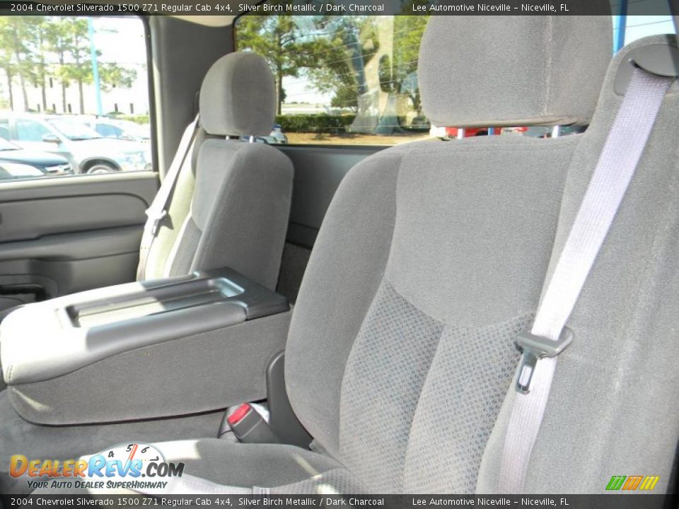 2004 Chevrolet Silverado 1500 Z71 Regular Cab 4x4 Silver Birch Metallic / Dark Charcoal Photo #12