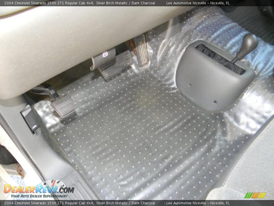 2004 Chevrolet Silverado 1500 Z71 Regular Cab 4x4 Silver Birch Metallic / Dark Charcoal Photo #14