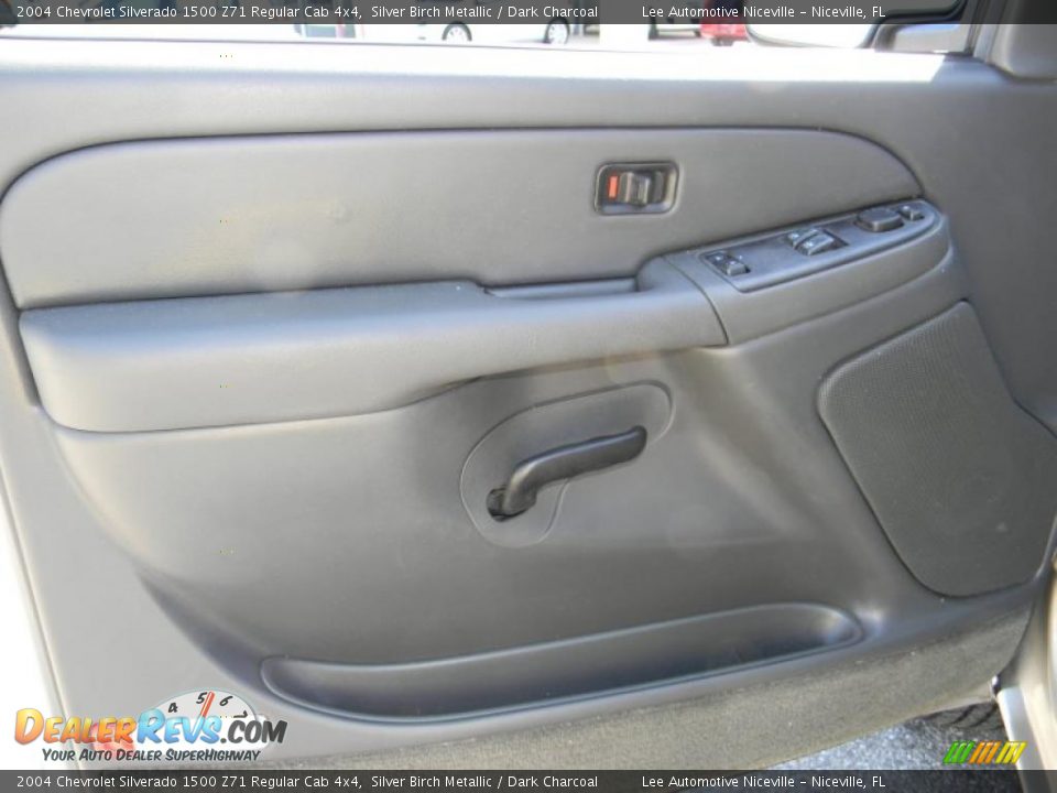 2004 Chevrolet Silverado 1500 Z71 Regular Cab 4x4 Silver Birch Metallic / Dark Charcoal Photo #15