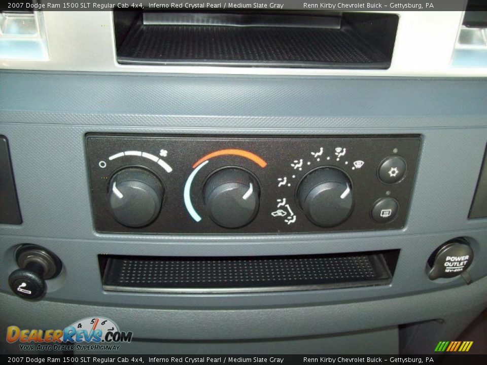 2007 Dodge Ram 1500 SLT Regular Cab 4x4 Inferno Red Crystal Pearl / Medium Slate Gray Photo #22