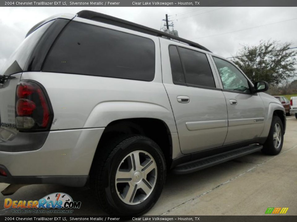 2004 Chevrolet TrailBlazer EXT LS Silverstone Metallic / Pewter Photo #7