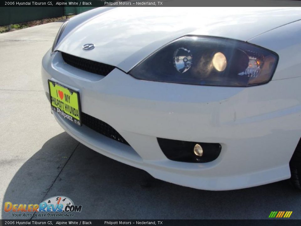 2006 Hyundai Tiburon GS Alpine White / Black Photo #11