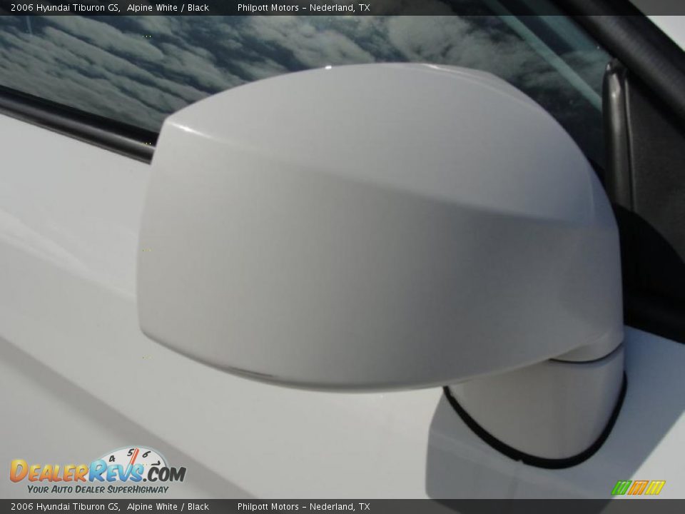 2006 Hyundai Tiburon GS Alpine White / Black Photo #16
