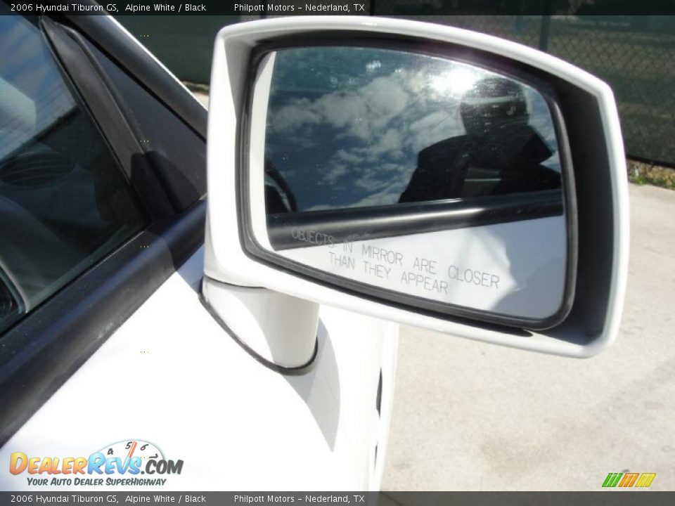 2006 Hyundai Tiburon GS Alpine White / Black Photo #17