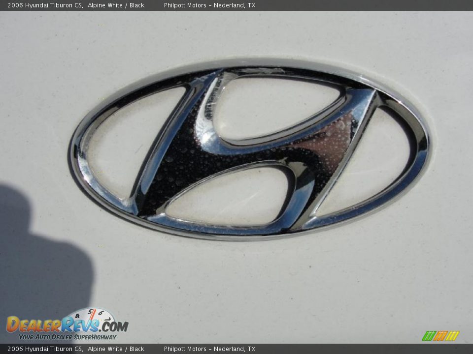 2006 Hyundai Tiburon GS Alpine White / Black Photo #20