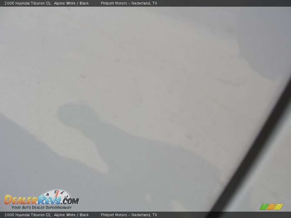 2006 Hyundai Tiburon GS Alpine White / Black Photo #23