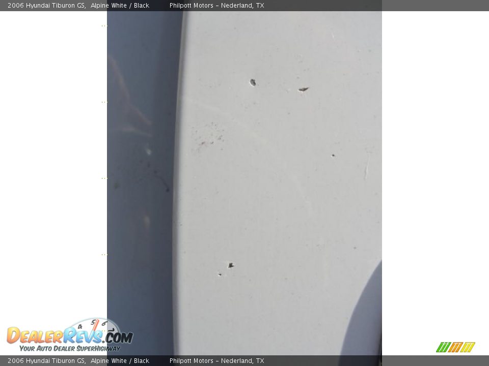 2006 Hyundai Tiburon GS Alpine White / Black Photo #24