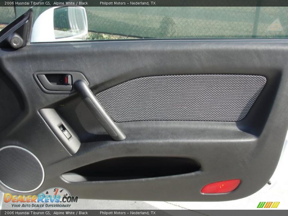 2006 Hyundai Tiburon GS Alpine White / Black Photo #27