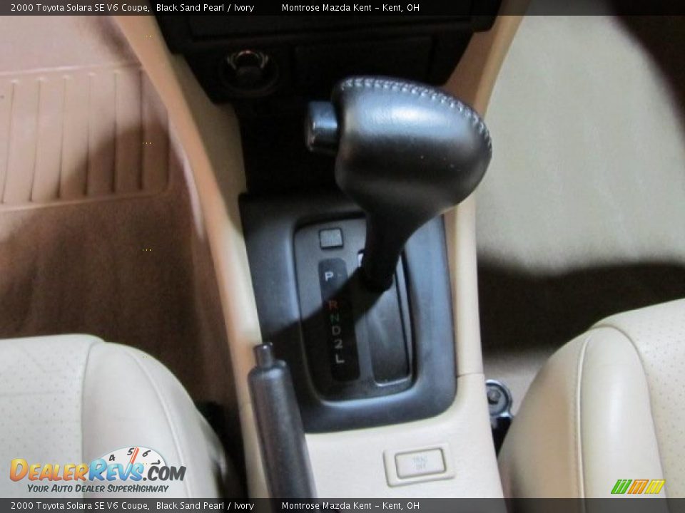 2000 Toyota Solara SE V6 Coupe Shifter Photo #27