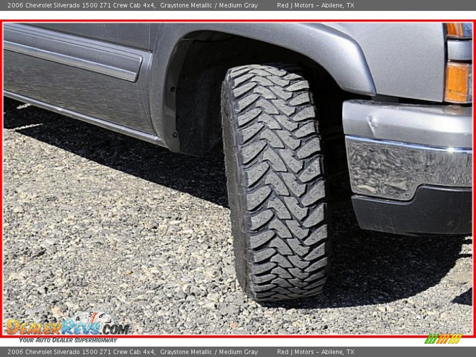 2006 Chevrolet Silverado 1500 Z71 Crew Cab 4x4 Graystone Metallic / Medium Gray Photo #10