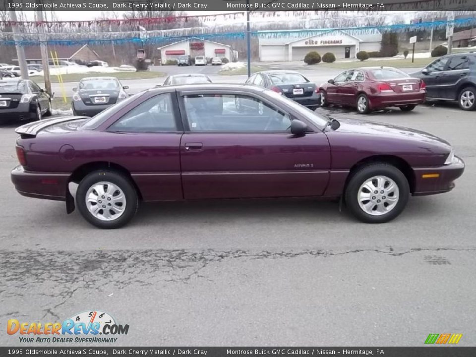 Dark Cherry Metallic 1995 Oldsmobile Achieva S Coupe Photo #4