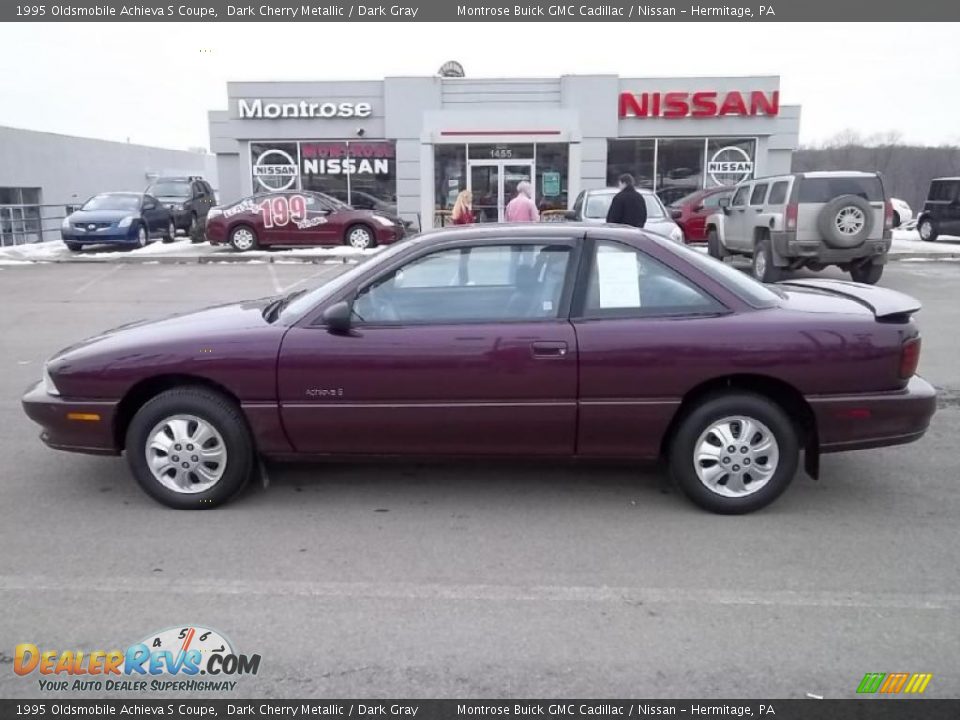 1995 Oldsmobile Achieva S Coupe Dark Cherry Metallic / Dark Gray Photo #8