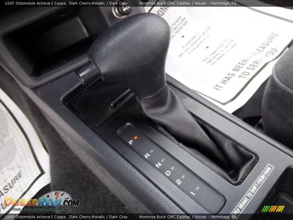 1995 Oldsmobile Achieva S Coupe Shifter Photo #22