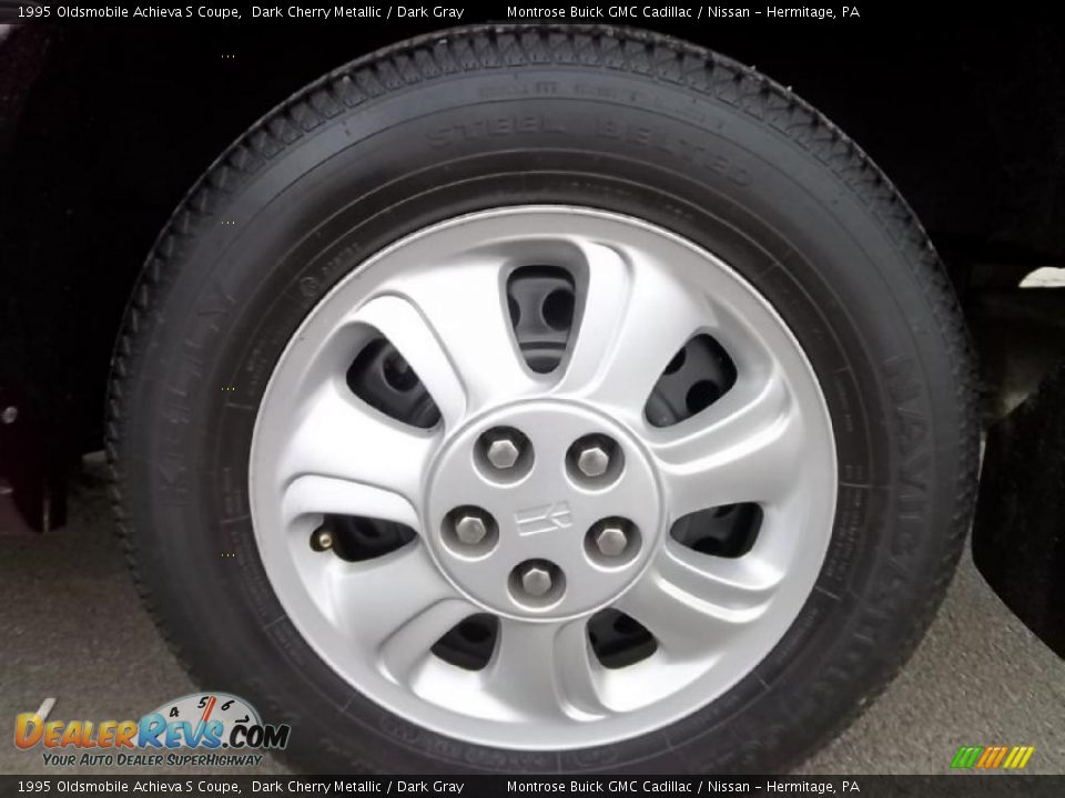 1995 Oldsmobile Achieva S Coupe Wheel Photo #29