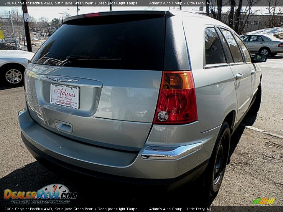 2004 Chrysler Pacifica AWD Satin Jade Green Pearl / Deep Jade/Light Taupe Photo #4