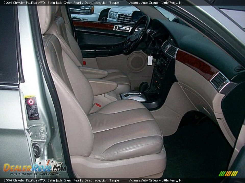 2004 Chrysler Pacifica AWD Satin Jade Green Pearl / Deep Jade/Light Taupe Photo #9