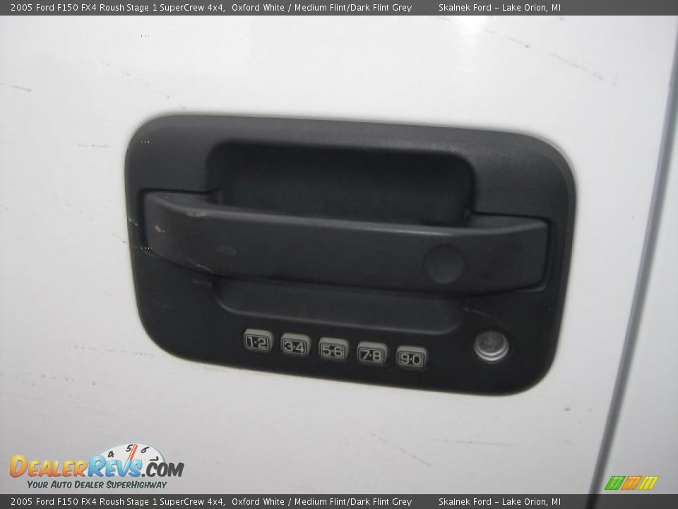 2005 Ford F150 FX4 Roush Stage 1 SuperCrew 4x4 Oxford White / Medium Flint/Dark Flint Grey Photo #21