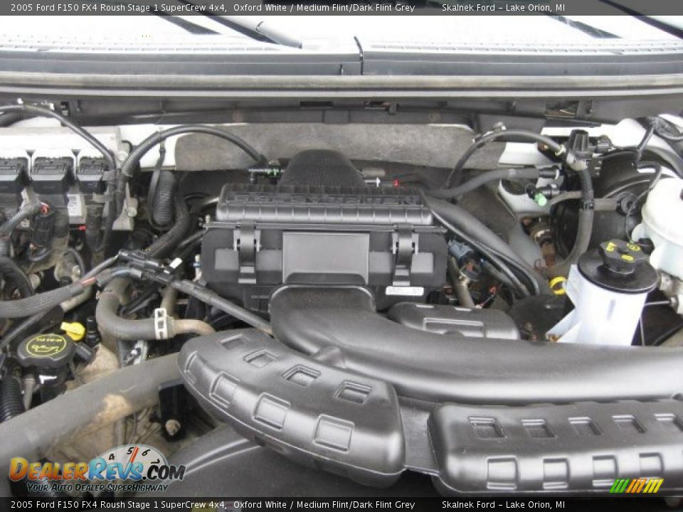 2005 Ford F150 FX4 Roush Stage 1 SuperCrew 4x4 Oxford White / Medium Flint/Dark Flint Grey Photo #35