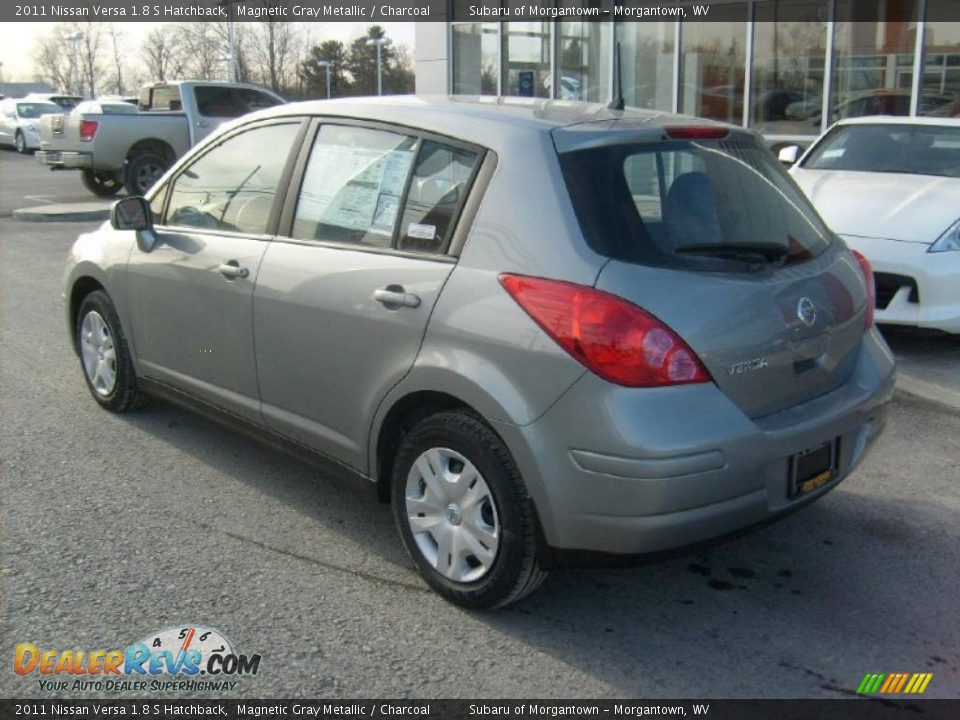 2011 Nissan Versa 1.8 S Hatchback Magnetic Gray Metallic / Charcoal Photo #7