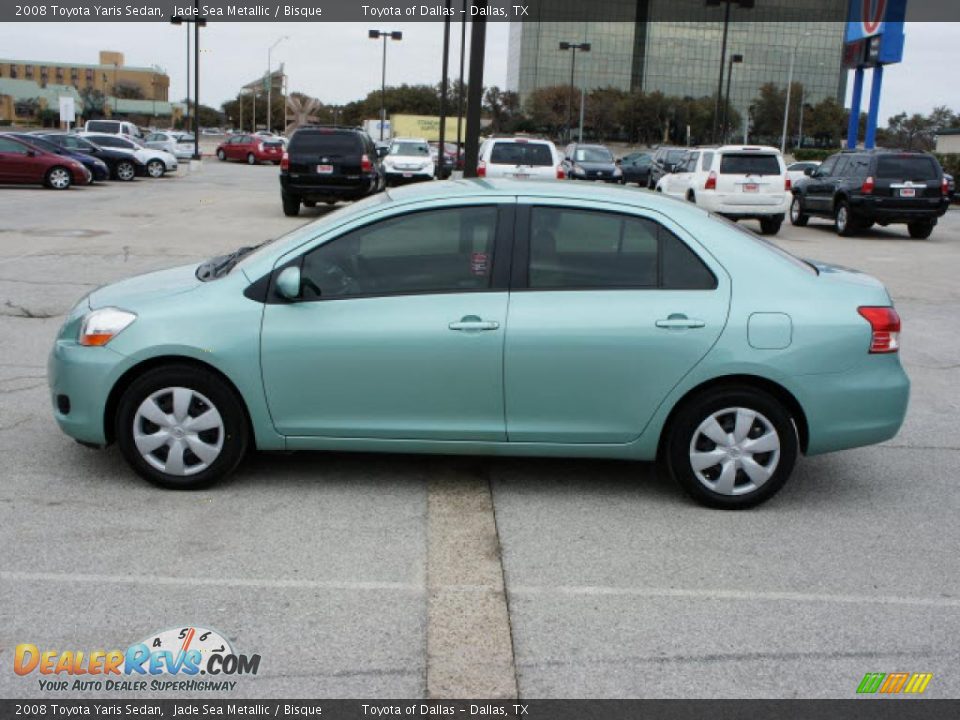 2008 Toyota Yaris Sedan Jade Sea Metallic / Bisque Photo #2