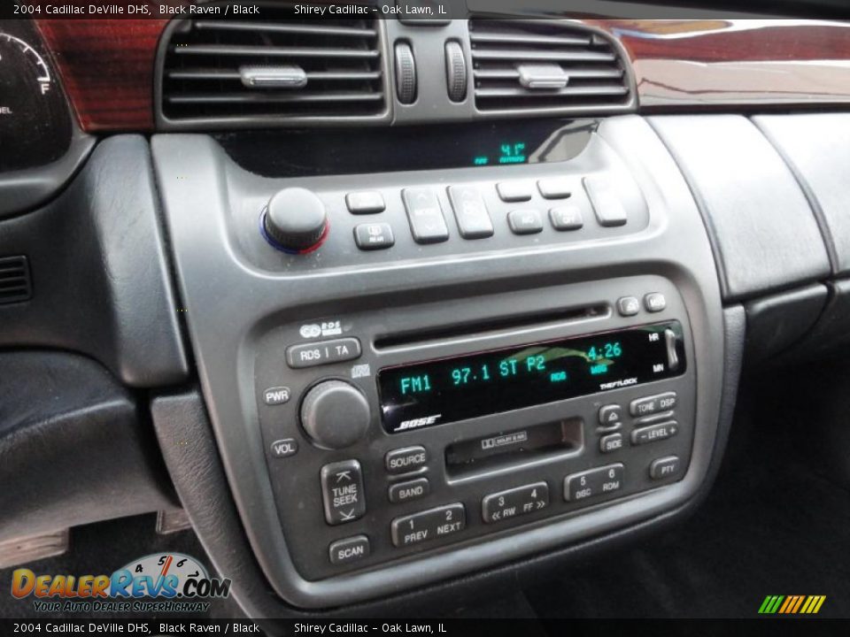 Controls of 2004 Cadillac DeVille DHS Photo #18