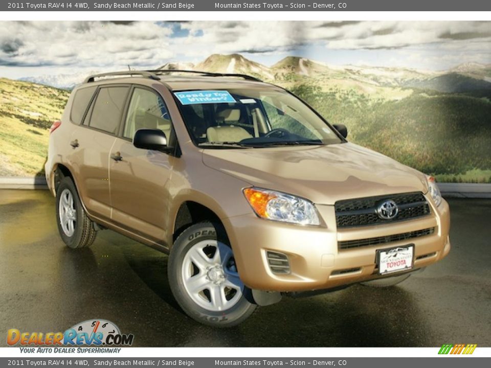 Front 3/4 View of 2011 Toyota RAV4 I4 4WD Photo #1