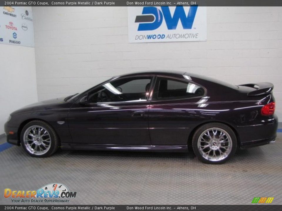 2004 Pontiac GTO Coupe Cosmos Purple Metallic / Dark Purple Photo #5