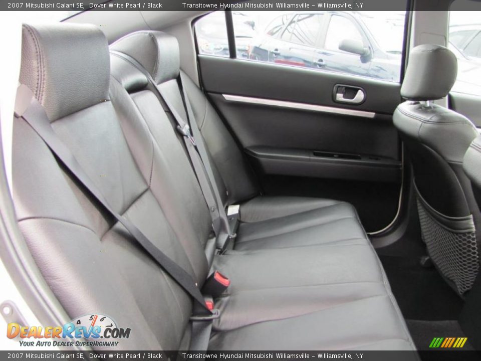 2007 Mitsubishi Galant SE Dover White Pearl / Black Photo #18