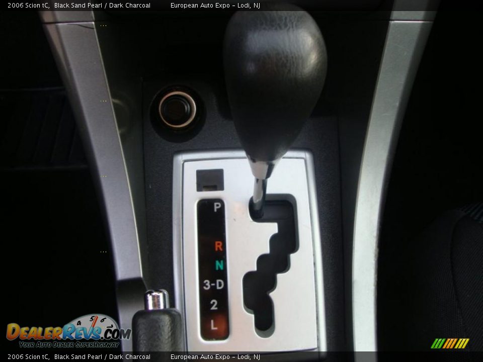 2006 Scion tC Black Sand Pearl / Dark Charcoal Photo #18