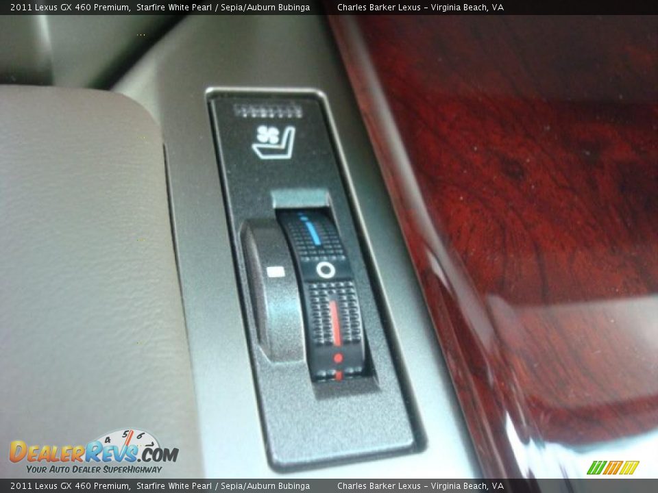 Controls of 2011 Lexus GX 460 Premium Photo #29