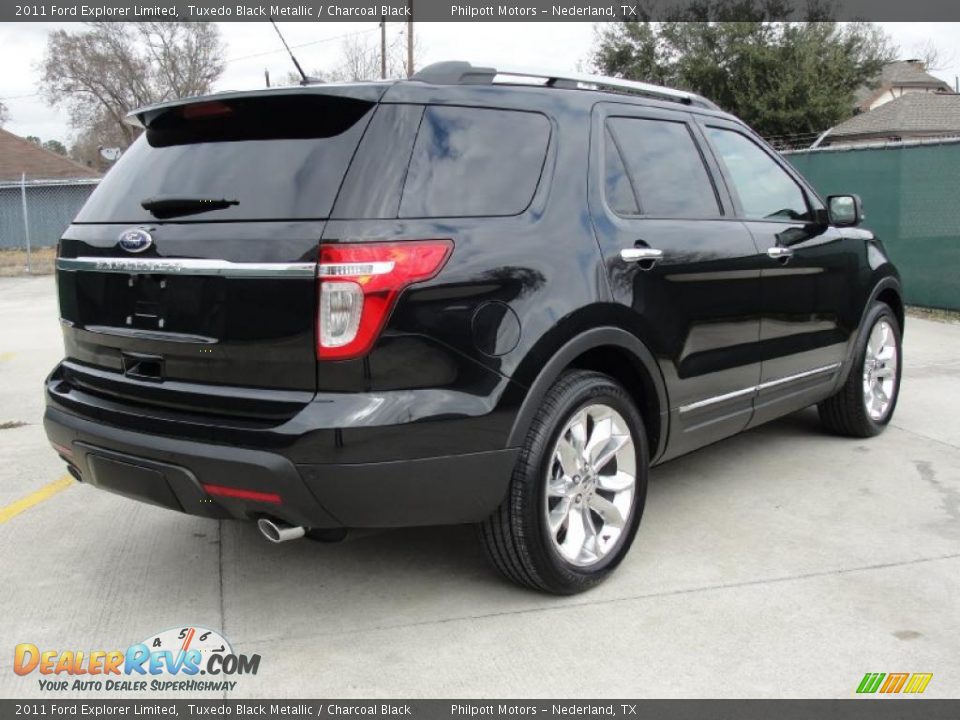 Tuxedo Black Metallic 2011 Ford Explorer Limited Photo #3