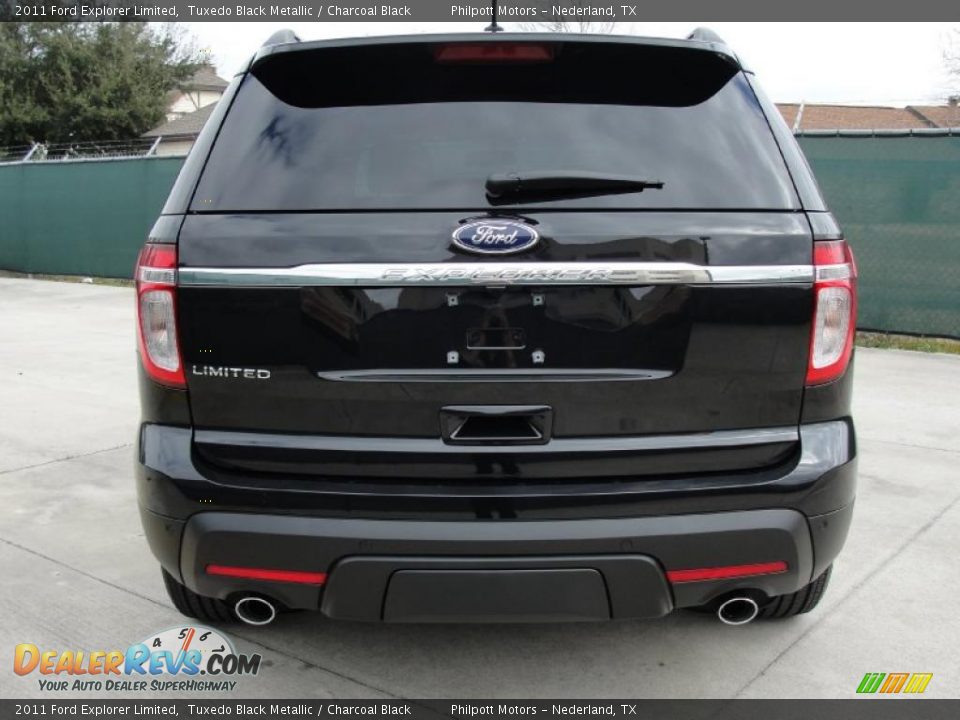 Tuxedo Black Metallic 2011 Ford Explorer Limited Photo #4