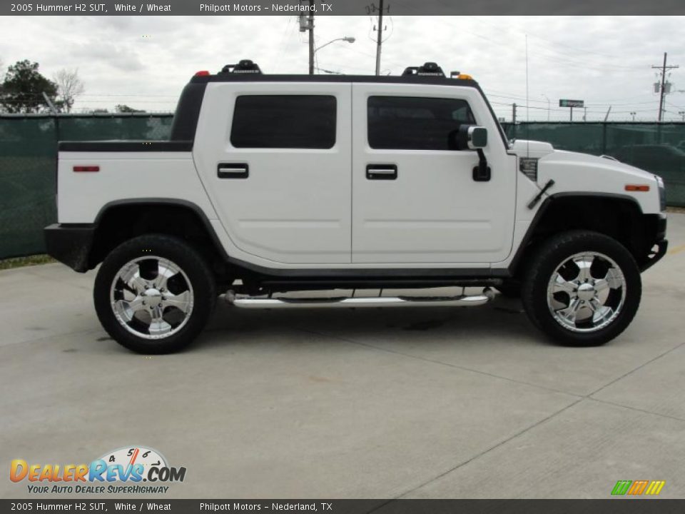 White 2005 Hummer H2 SUT Photo #2