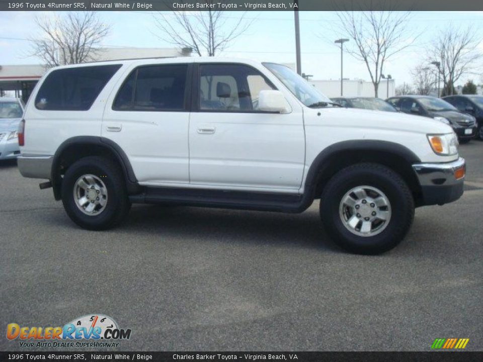 1996 Toyota 4Runner SR5 Natural White / Beige Photo #2