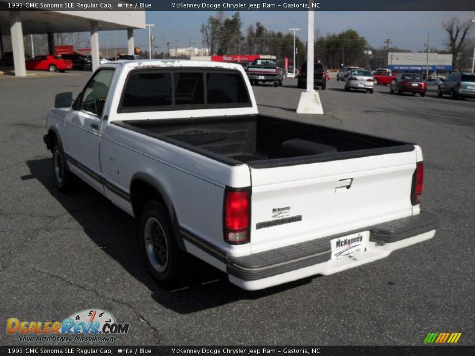 1993 GMC Sonoma SLE Regular Cab White / Blue Photo #2