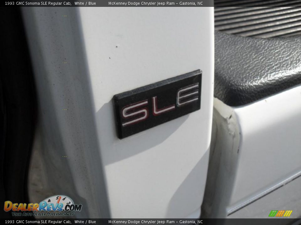 1993 GMC Sonoma SLE Regular Cab Logo Photo #7