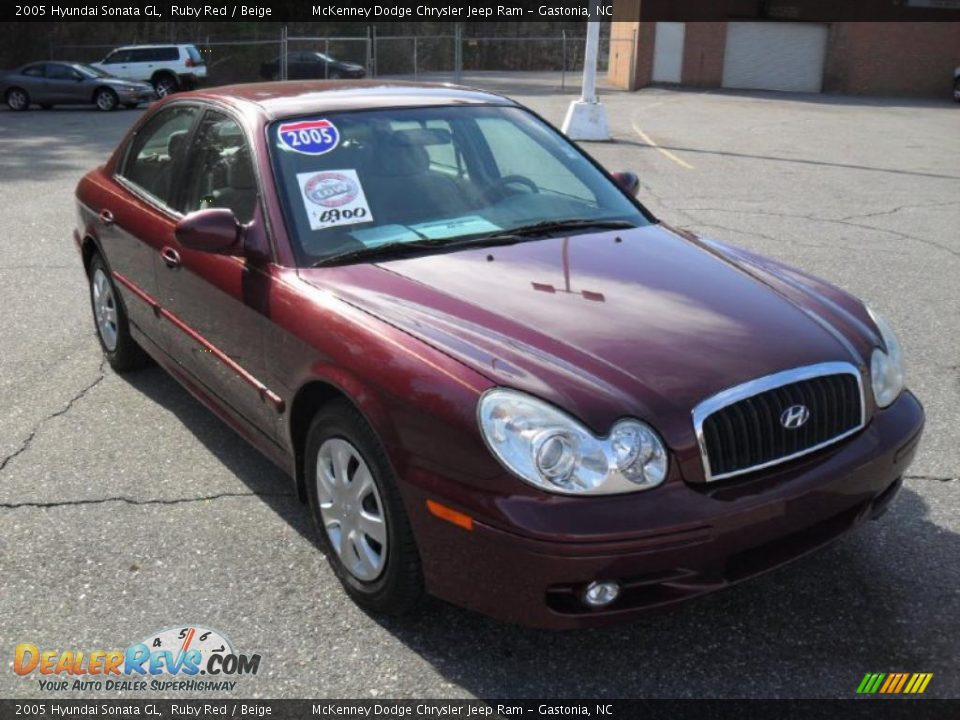 2005 Hyundai Sonata GL Ruby Red / Beige Photo #5