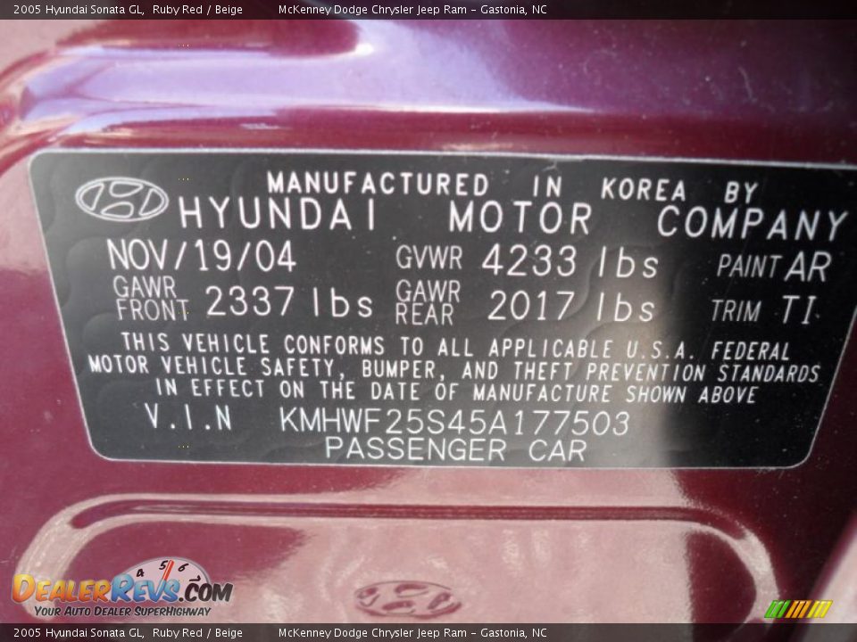 2005 Hyundai Sonata GL Ruby Red / Beige Photo #6