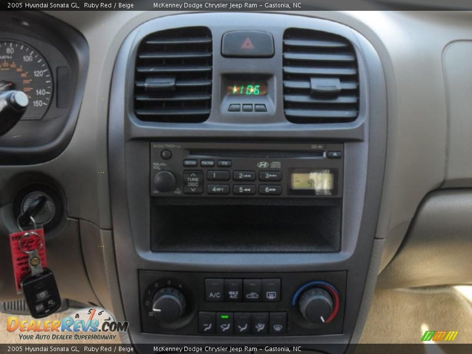 2005 Hyundai Sonata GL Ruby Red / Beige Photo #12
