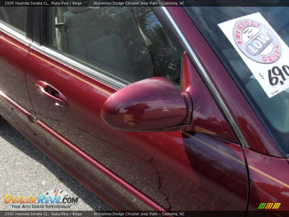 2005 Hyundai Sonata GL Ruby Red / Beige Photo #23