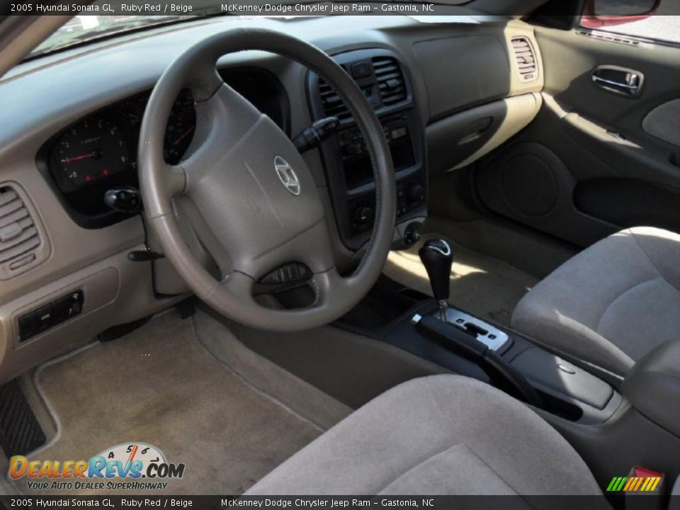 2005 Hyundai Sonata GL Ruby Red / Beige Photo #26