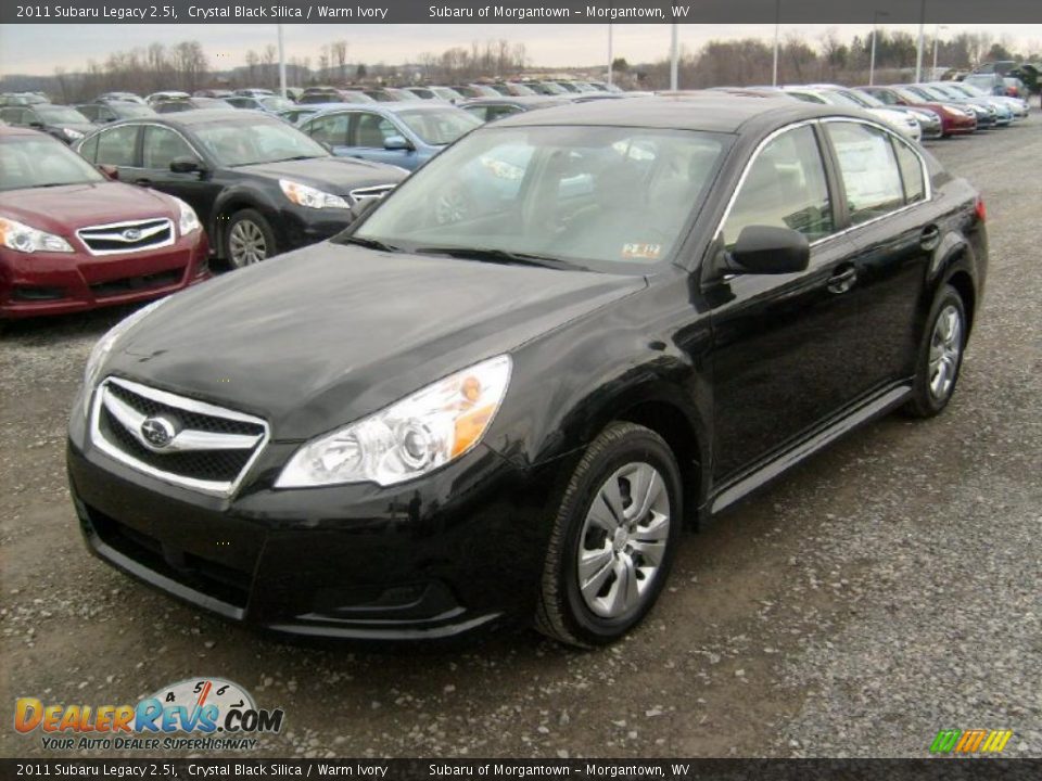 2011 Subaru Legacy 2.5i Crystal Black Silica / Warm Ivory Photo #7