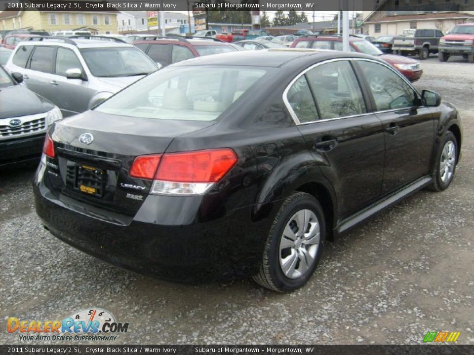 2011 Subaru Legacy 2.5i Crystal Black Silica / Warm Ivory Photo #10