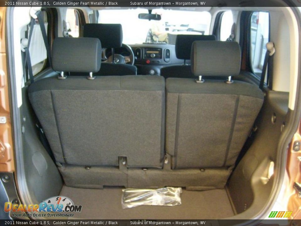 2011 Nissan Cube 1.8 S Trunk Photo #5