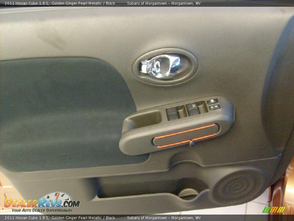 2011 Nissan Cube 1.8 S Golden Ginger Pearl Metallic / Black Photo #13
