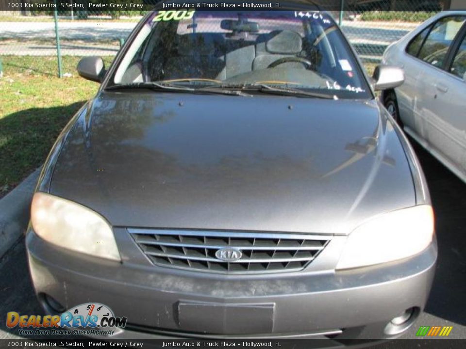 2003 Kia Spectra LS Sedan Pewter Grey / Grey Photo #3