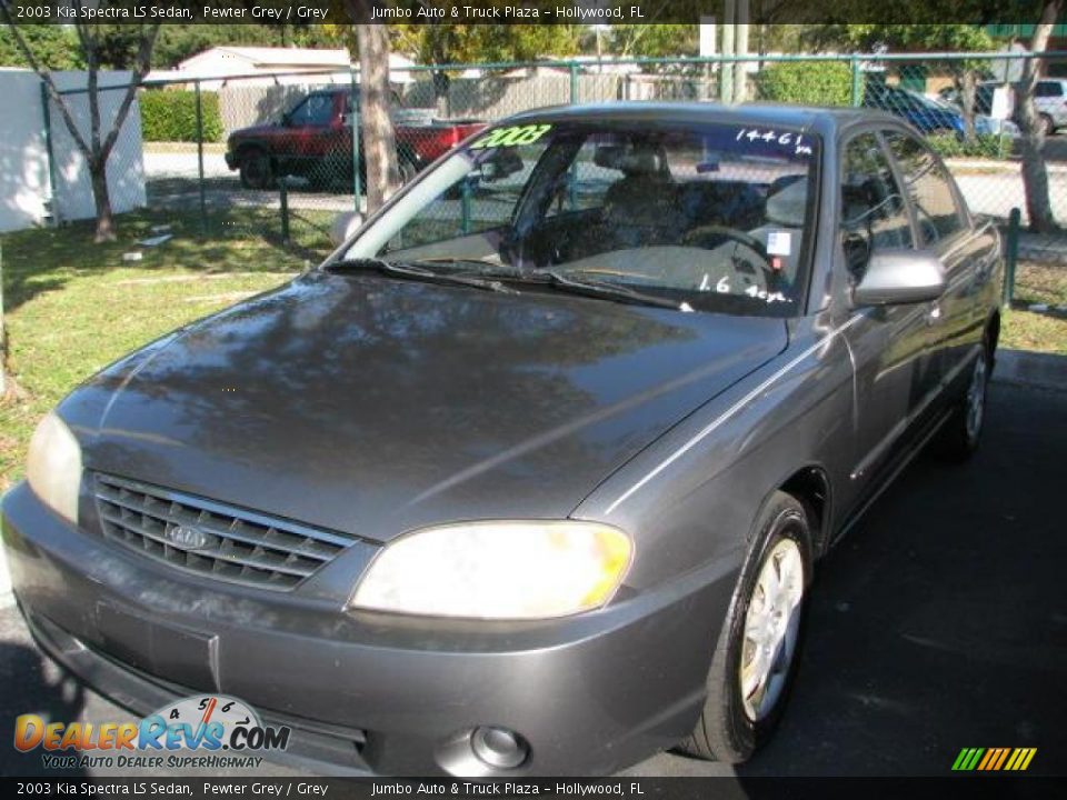 2003 Kia Spectra LS Sedan Pewter Grey / Grey Photo #5